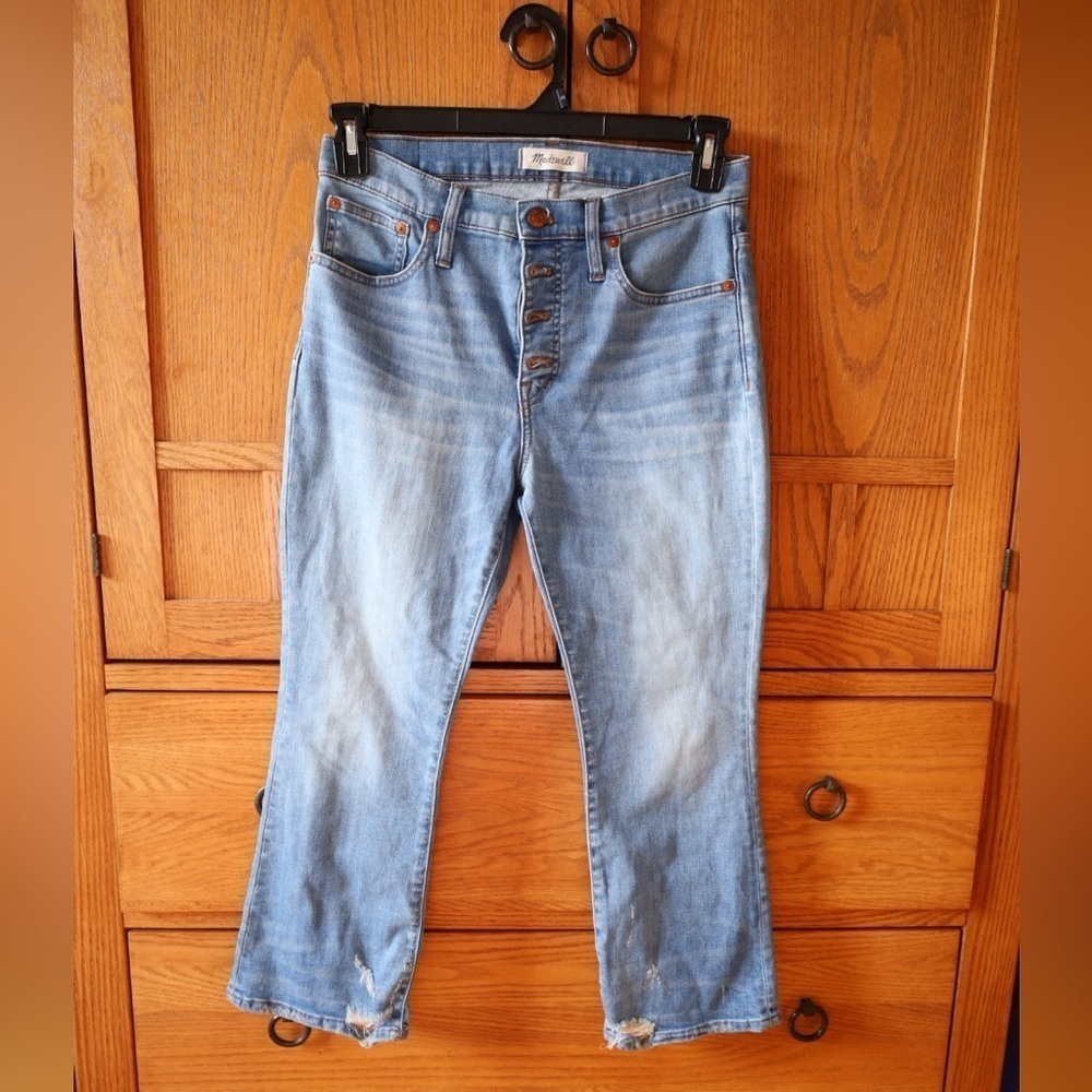Madewell Petite Cali Demi-Boot Jeans in Bess Wash: Button-Front Edition Size 28 - Picture 3 of 11
